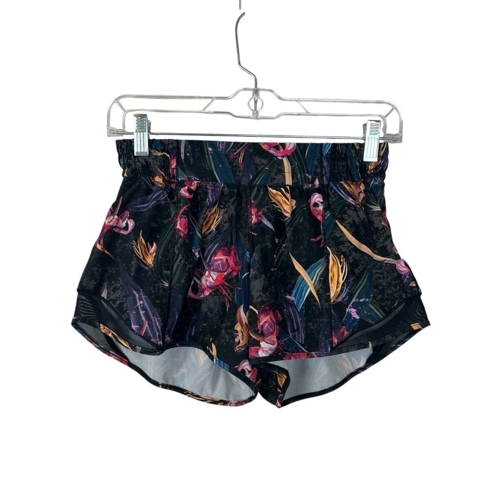 Lululemon Hotty Hot Shorts 4” Low Rise Veiled Floral Black Multi